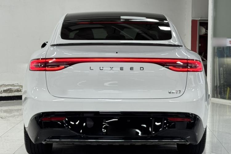 Used Hima Luxeed R7 2024 All-Electric 802 km Max