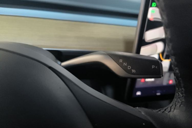 Used Tesla Model Y 2022 Rear-Wheel-Drive Version
