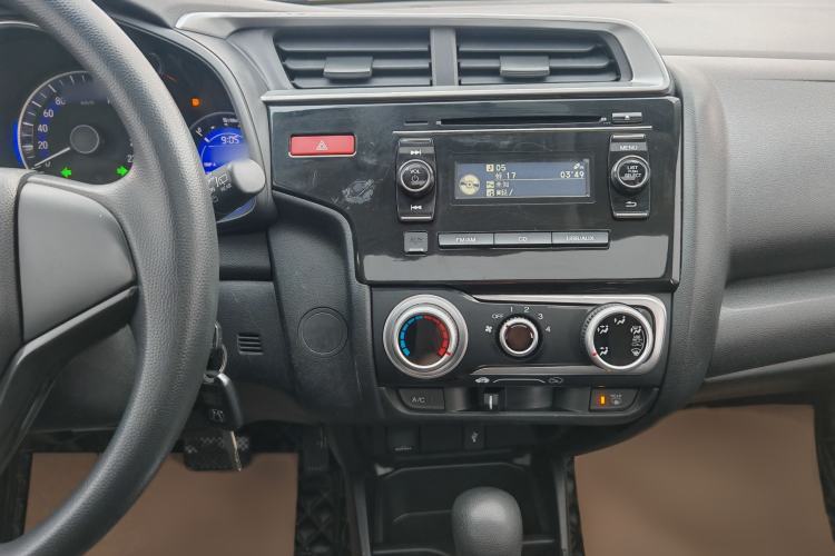 Used Honda Fit 2016 1.5L SES CVT Fashion Sunroof Edition