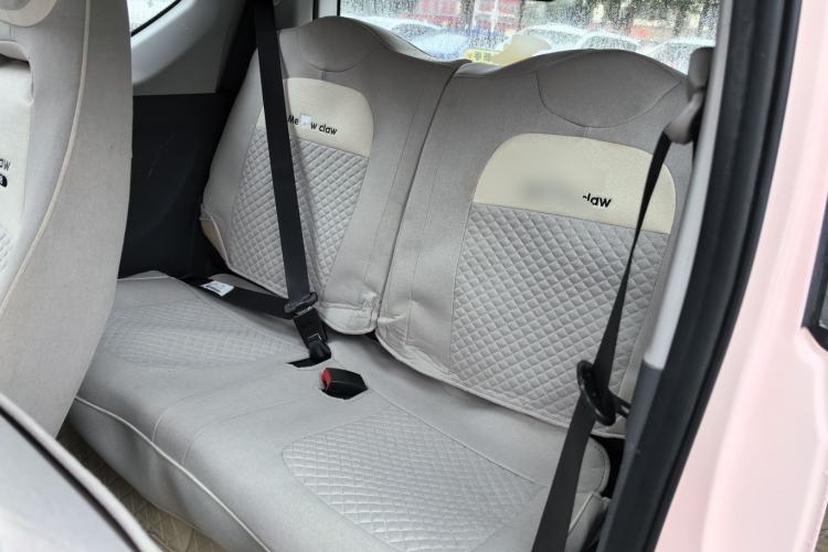 Used Wuling Hongguang MINIEV 2021 Macaron Sandwich Model 120 km Lithium Iron Phosphate