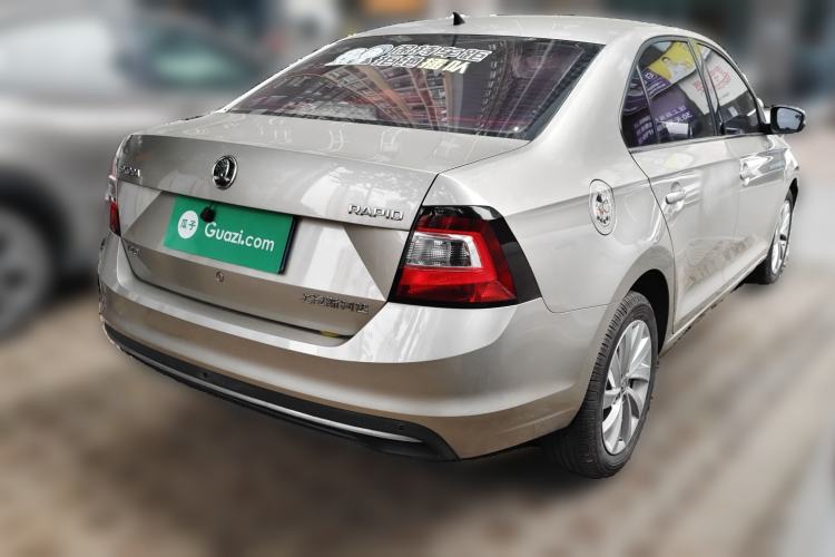 Used Skoda Rapid 2018 1.6L Manual Comfort Edition