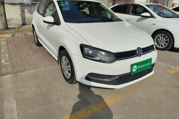 Used Volkswagen Polo 2016 1.4L Manual Fashion Model