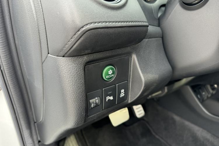 Used Honda XR-V 2017 1.8L EXi CVT Comfort Version
