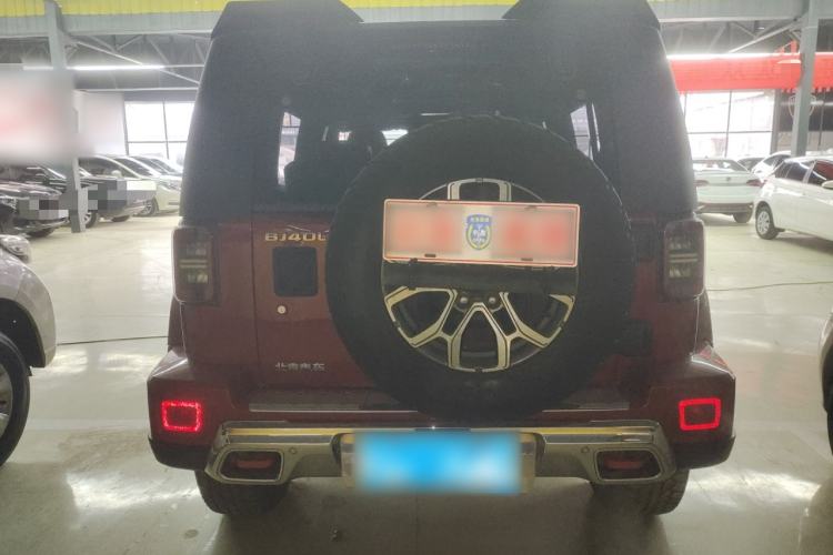 Used  BJ40 2019 2.0T Automatic Four-Wheel Drive Urban Hunter Edition Flagship Model China V Emission Standard