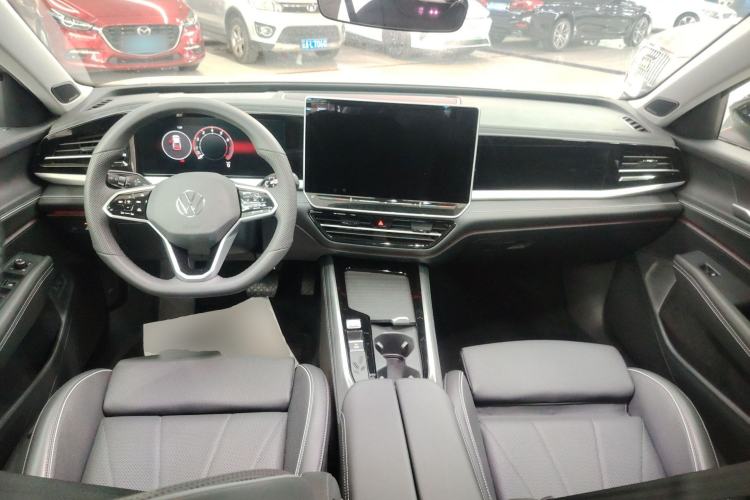 Used Volkswagen Passat 2025 Pro 380TSI Starry Dragon Luxury Edition