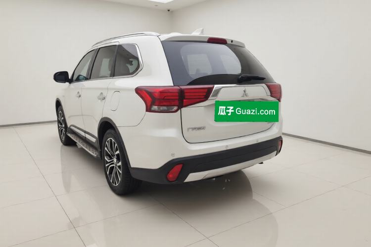 Used Mitsubishi Outlander 2018 2.4L 4x4 Elite Edition 5 Seats
