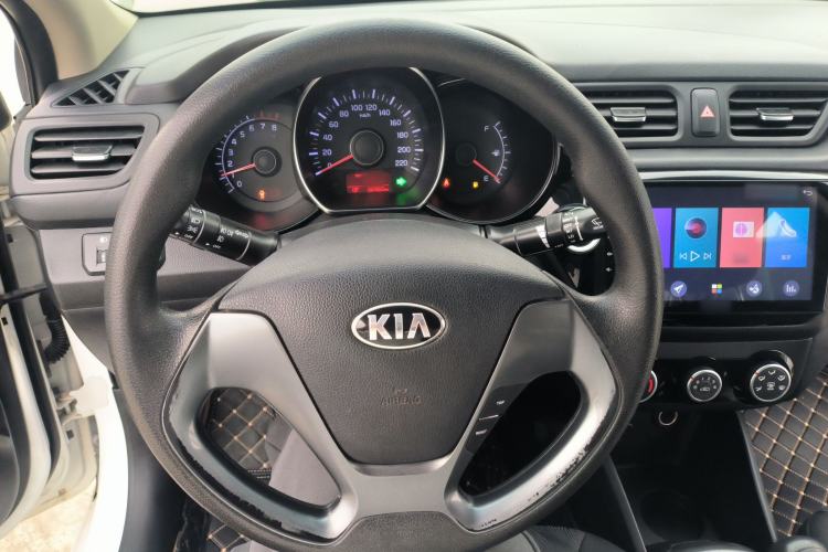 Used Kia K2 2015 Sedan 1.4L MT GLS