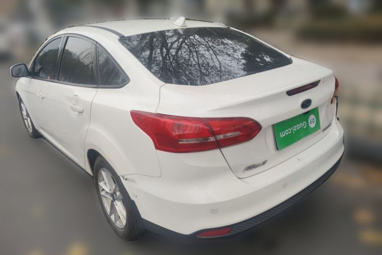 Used Ford Focus 2017 Sedan 1.6L Automatic Fashion Edition Smart Drive Version
