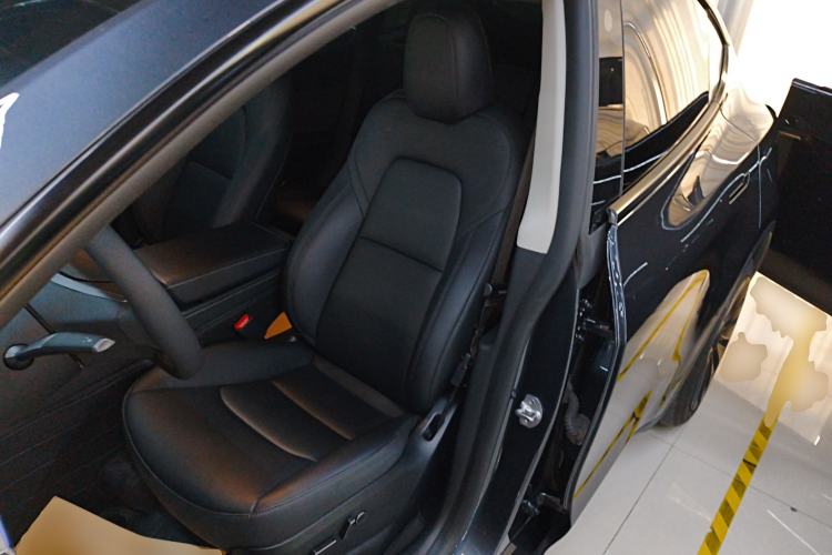 Used Tesla Model Y 2024 Rear-Wheel-Drive Version
