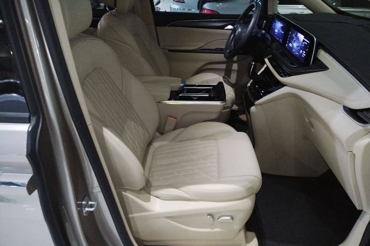 Used Buick GL8 2023 ES Lu Zun Luxury Model
