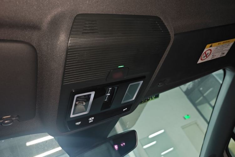 Used Volkswagen ID.UNYX 2024 Pro Long-Range Version