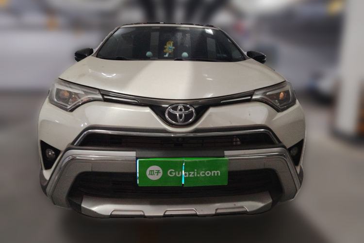 Used Toyota RAV4 2019 2.0L CVT Two-Wheel Drive Fashion X Limited Edition China V Standard
