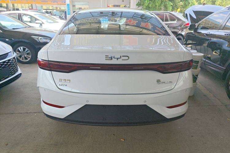 Used BYD Qin PLUS 2025 DM-i Smart Drive 55KM Leading Model
