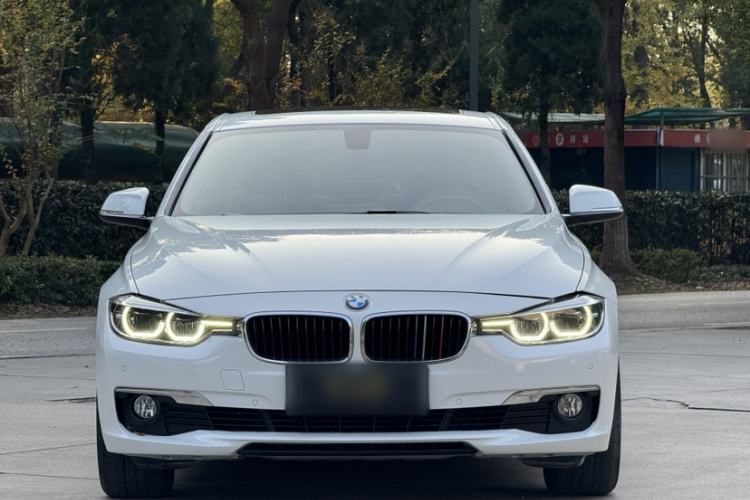 Used BMW 3 Series 2016 320Li Fashion Model
