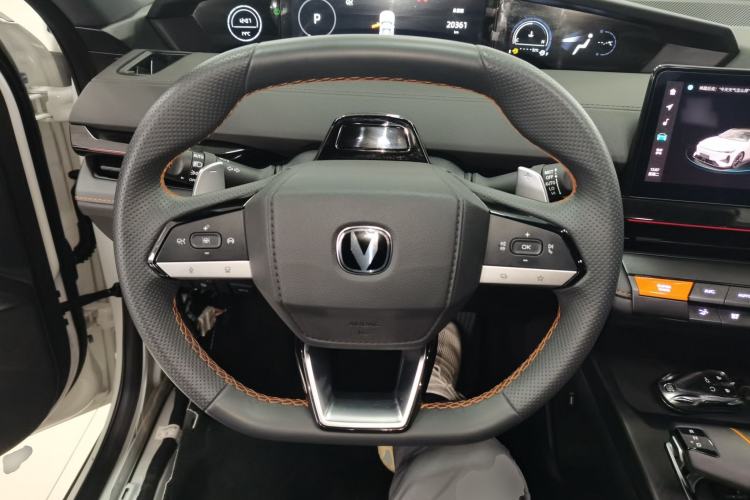 Used Changan UNI-V 2024 1.5T Prestige Edition
