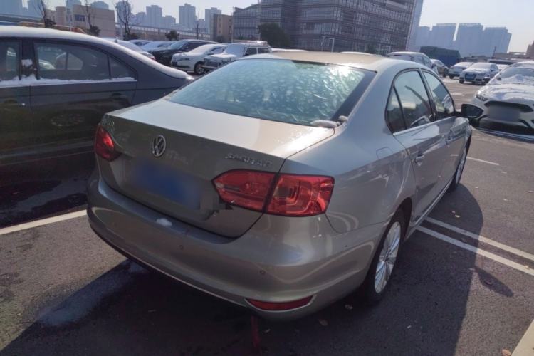 Used Volkswagen Sagitar 2014 Revised Version 1.6L Manual Leading Edition