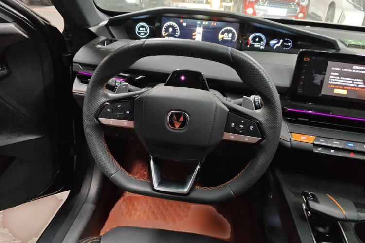 Used Changan UNI-V 2022 1.5T Prestige Version
