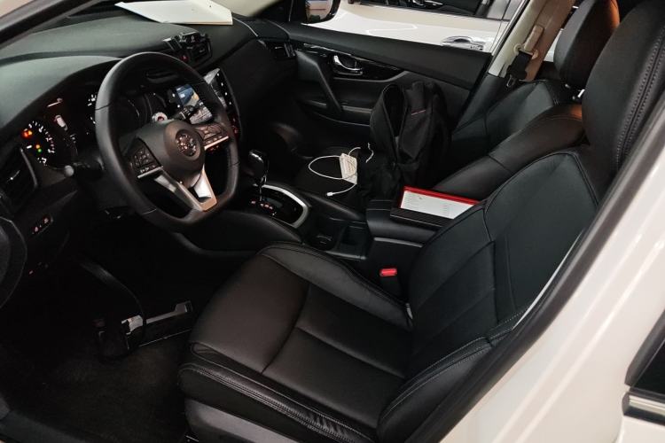 Used Nissan X-Trail 2019 2.0L CVT Smart Connect Comfort Edition 2WD
