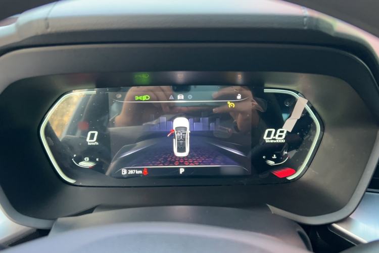 Used MG 5 2022 180 DVVT CVT Youth Luxury Edition