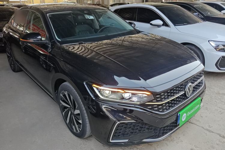 Used Volkswagen Passat 2022 330TSI Starry Luxury Edition
