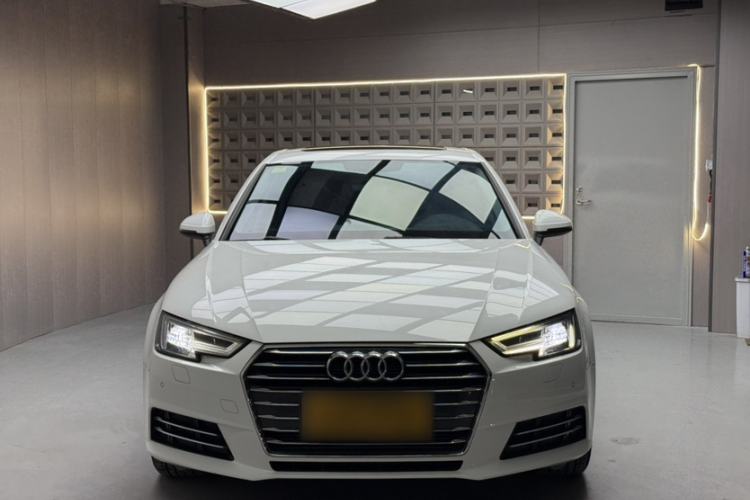Used Audi A4L 2018 30th Anniversary Edition 40 TFSI Trendy Model
