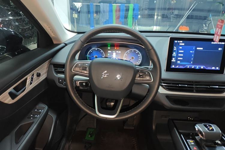 Used Hongqi E-QM5 2024 610 km PLUS