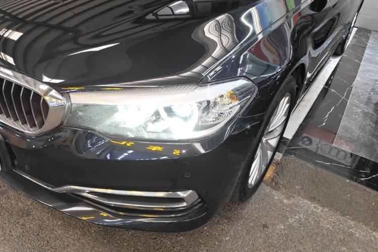 Used BMW 5 Series 2019 525Li Luxury Package
