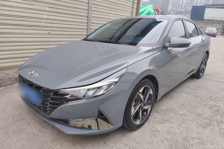 Used Hyundai Elantra 2021 1.5L CVT LUX Prestige Edition
