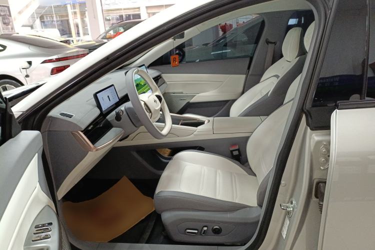 Used  eπ007 2024 530 Pro Version