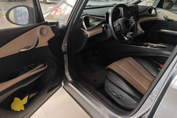 Used BYD Dolphin 2023 420 km Free Version
