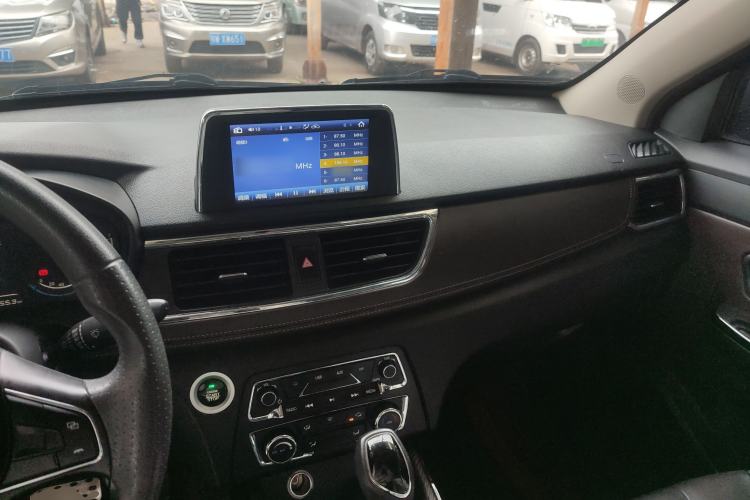 Used Dongfeng Fengon 370 2020 S370 1.5L CVT Luxury Model 5 Seats