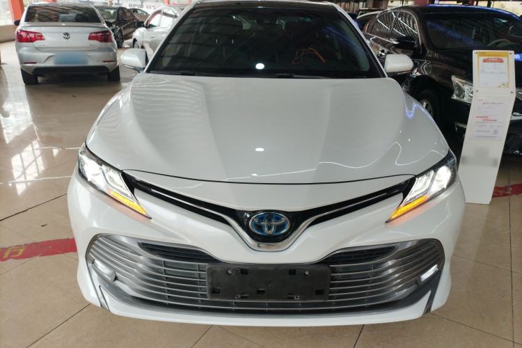 Used Toyota Camry 2019 Dual-Engine 2.5 HG Luxury Edition China VI Standard