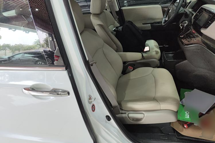 Used Honda Odyssey 2015 Revised Version 2.4L Comfort Edition