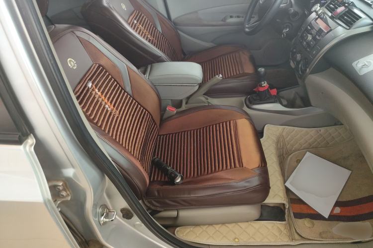 Used Honda City Classic 2012 1.5L manual Comfort version