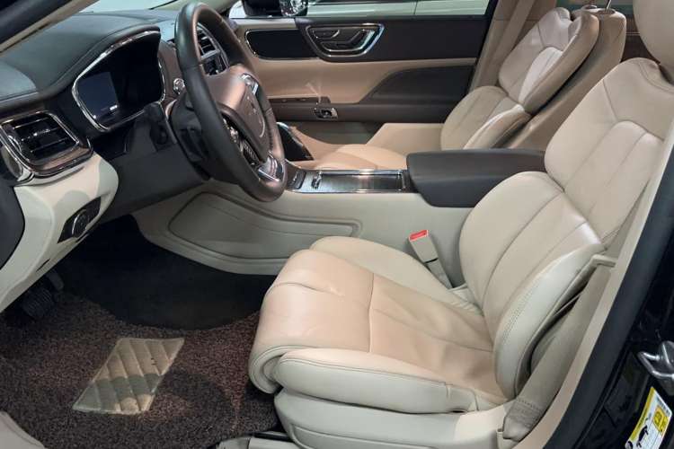 Used Lincoln Continental 2017 2.0T Two-Wheel Drive Deluxe Edition
