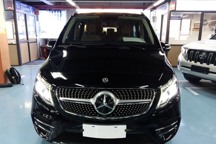 Used Mercedes-Benz V-Class 2021 V 260 L Long-wheelbase Luxury Edition