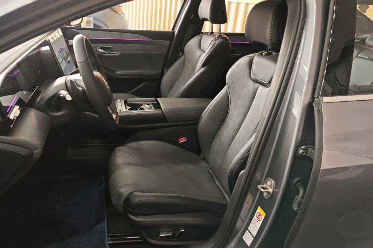 TDK.VehicleDetails.img