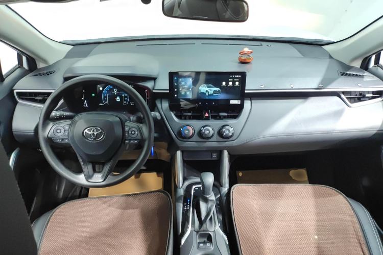 Used Toyota Corolla Cross 2024 2.0L Pioneer Edition
