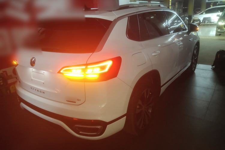 Used Volkswagen Tayron 2020 380TSI All-Wheel Drive R-Line Connected Version
