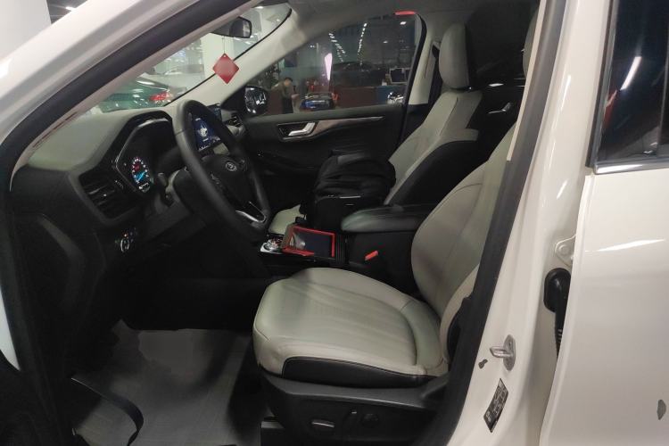 Used Ford Escape 2020 EcoBoost 245 Two-Wheel-Drive Titanium Edition