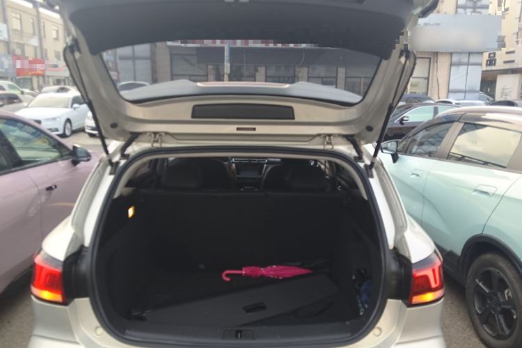 Used Roewe Ei5 2018 Internet Luxury Edition
