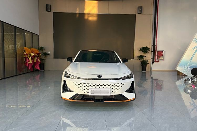 Used Changan UNI-V 2024 1.5T Prestige Sport Edition
