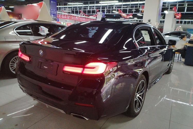 Used BMW 5 Series 2022 Second Facelift 525Li M Sport Package
