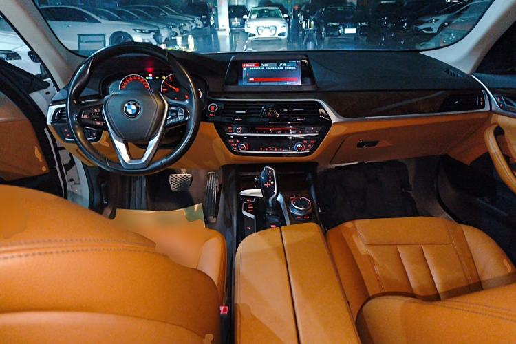 Used BMW 5 Series 2018 528Li Launch Special Edition
