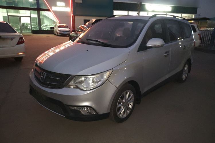 Used Baojun 730 2014 1.5L Manual Luxury Navigation ESP Version 7 Seats