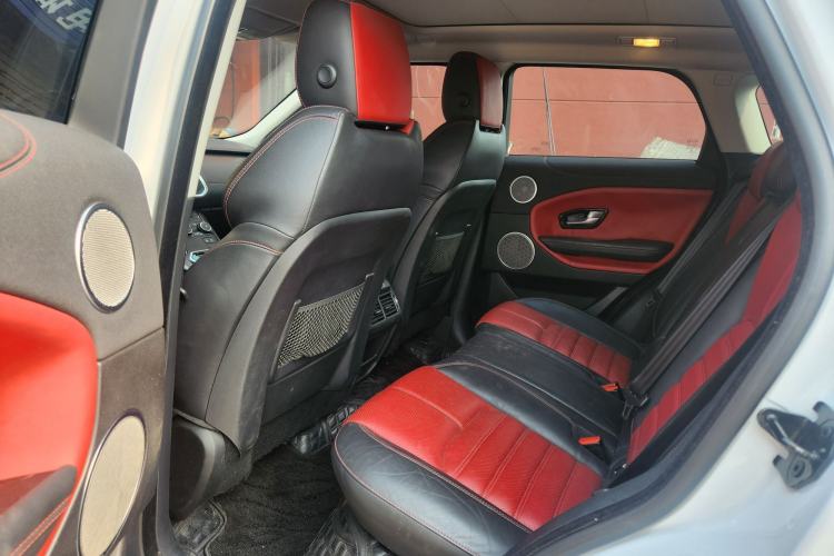 Used Land Rover Range Rover Evoque 2018 240 PS HSE DYNAMIC All-Wheel Drive Edition