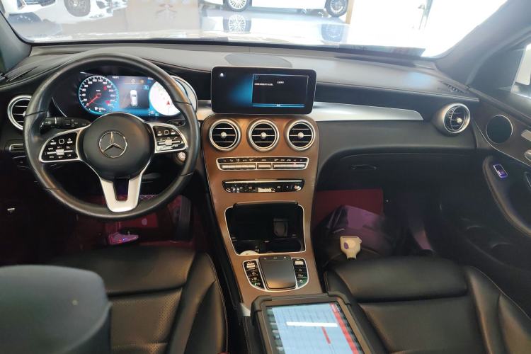 Used Mercedes-Benz GLC 2020 GLC 300 L 4MATIC Dynamic Edition
