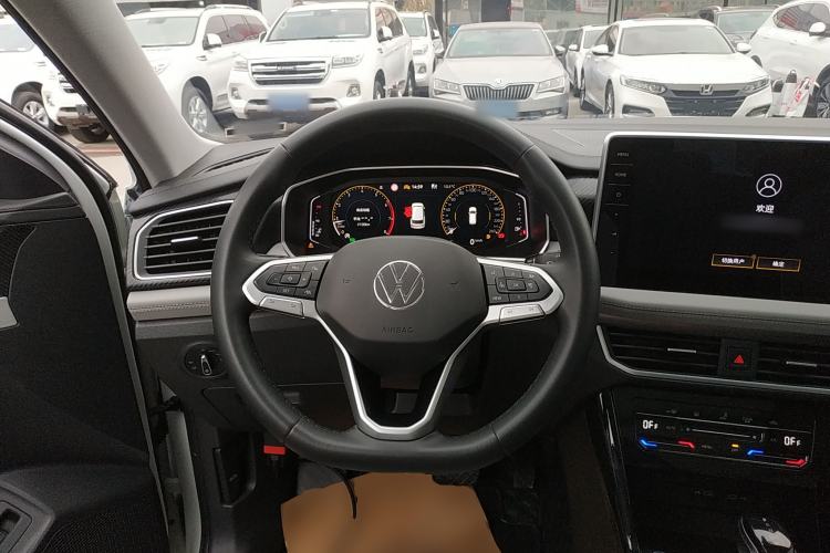 Used Volkswagen Tayron 2023 330TSI Two-Wheel-Drive Luxury Plus Advanced Version
