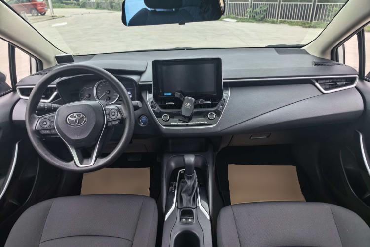 Used Toyota Corolla 2021 Dual-Motor 1.8L E-CVT Elite Edition
