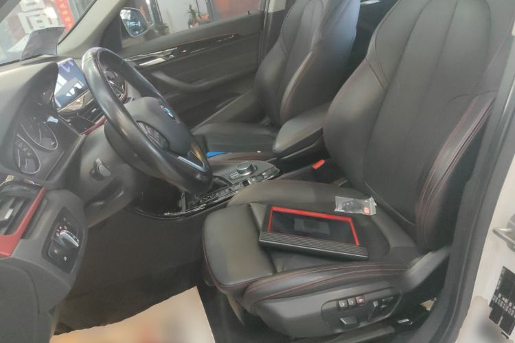 Used BMW X1 2016 xDrive20Li Luxury Model
